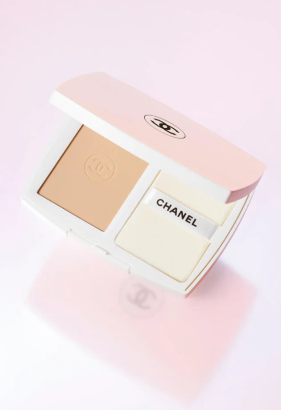 CHANEL—珍珠光感輕透防護粉餅SPF25/PA+++