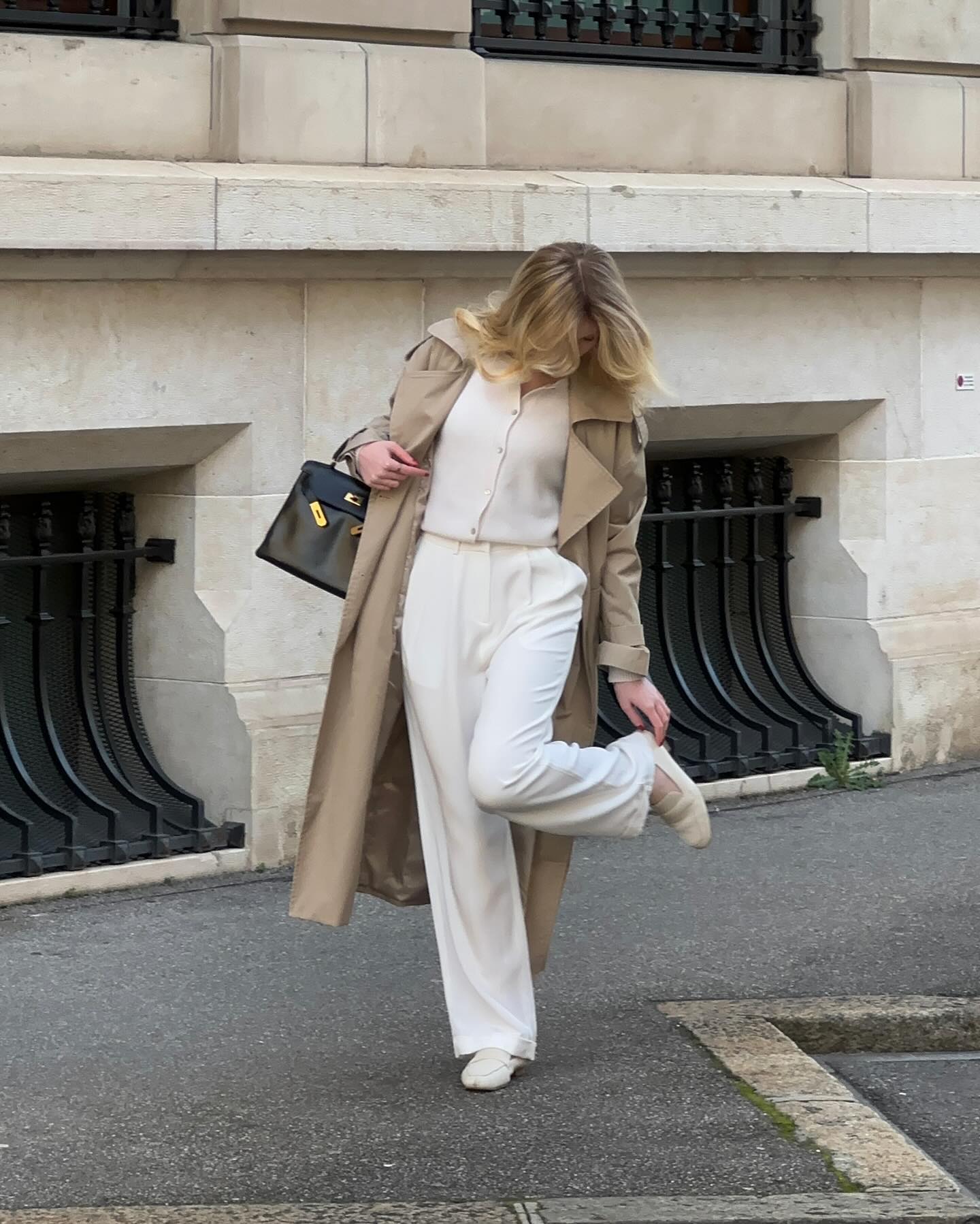 https://www.instagram.com/fleu