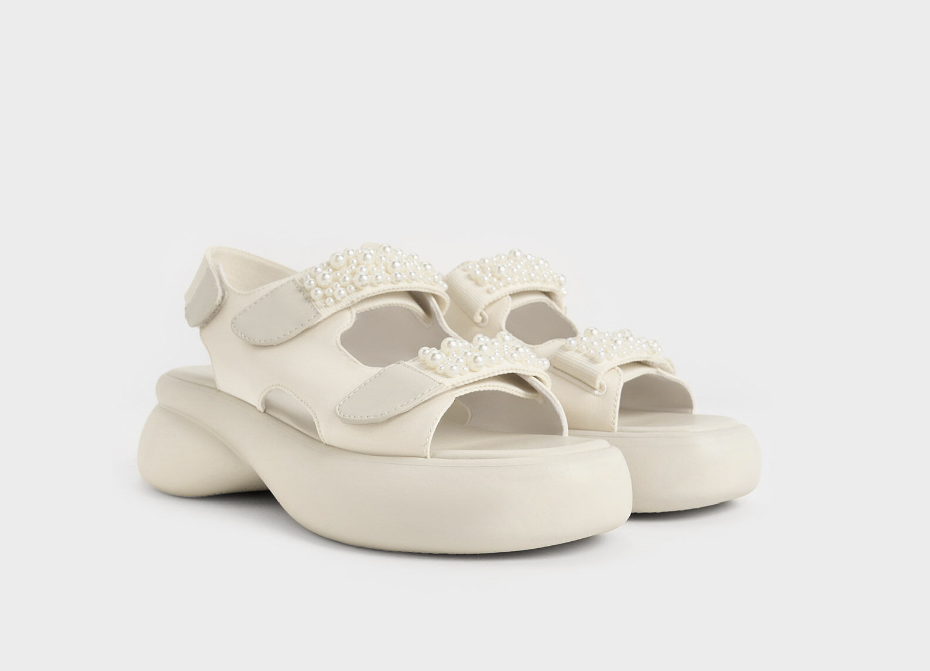 20240510ugg、ecco、NEW STEP20a