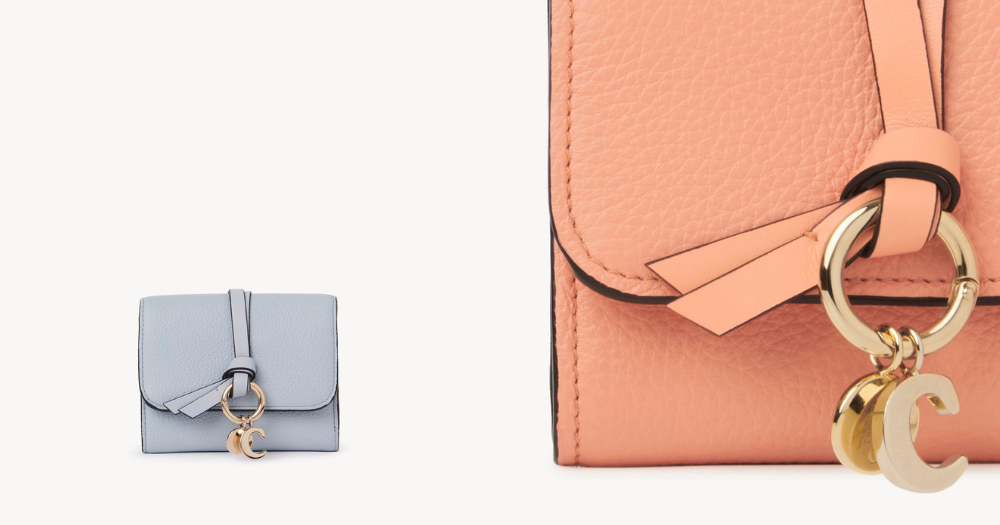 Chloé ALPHABET三折小錢包建議售價US$570（