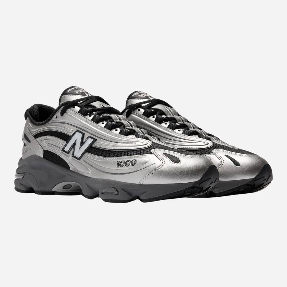 New Balance M1000 金屬銀灰,建議售價NT$