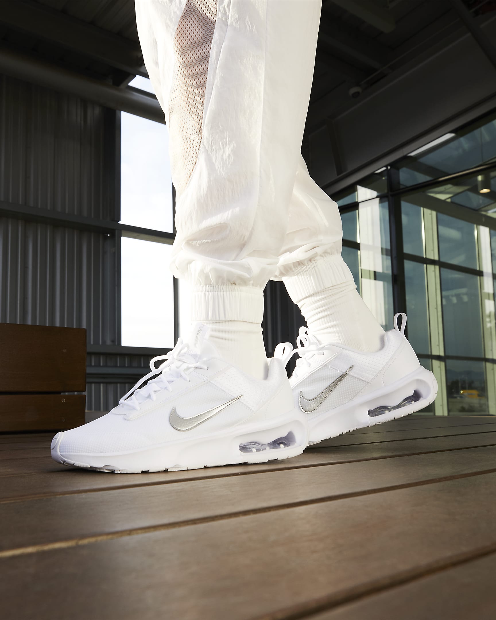NIKE Air Max INTRLK Lite建議售價NT