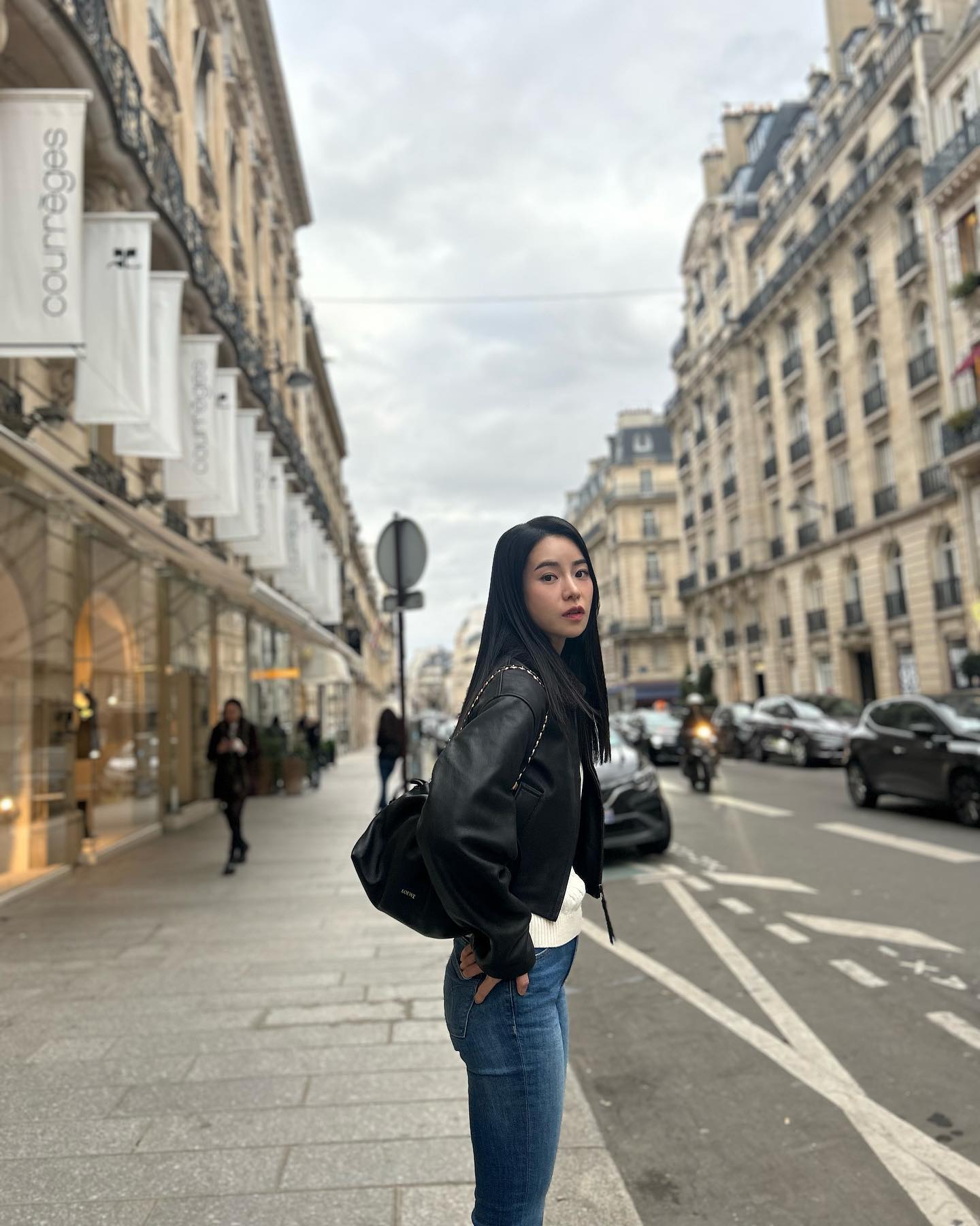 LOEWE Flamenco Purse經典黑小羊皮肩背包建
